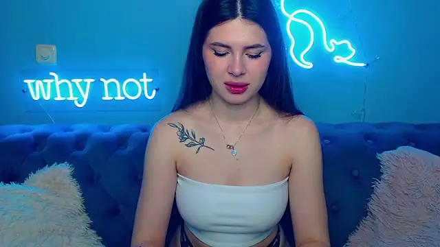 ViollinaLove online show from March 7, 5:47 am