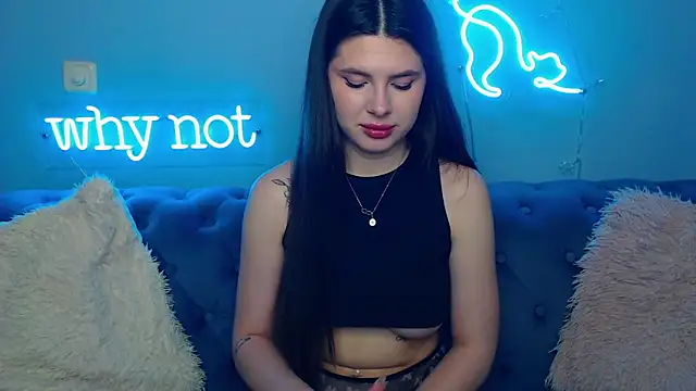 ViollinaLove online show from March 28, 5:52 am