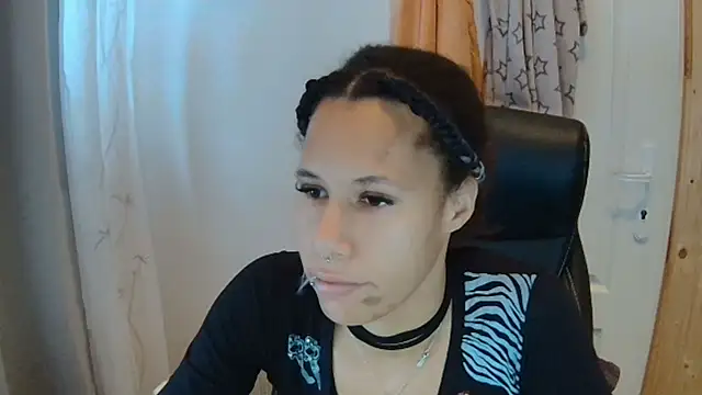 AaliyahHarris online show from November 6, 12:31 pm