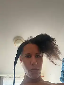 Snapshot of AaliyahHarris chatting on June 20, 3:50 pm AaliyahHarris online show from June 20, 3:50 pm