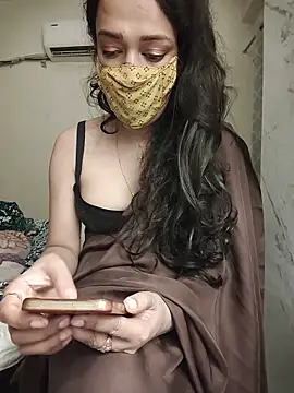 Snapshot of Lavanya_Shah chatting on June 16, 3:01 pm Lavanya Shah online show from June 16, 3:01 pm