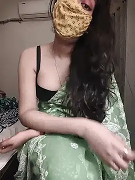 Snapshot of Lavanya_Shah chatting on July 8, 3:13 pm Lavanya Shah online show from July 8, 3:13 pm