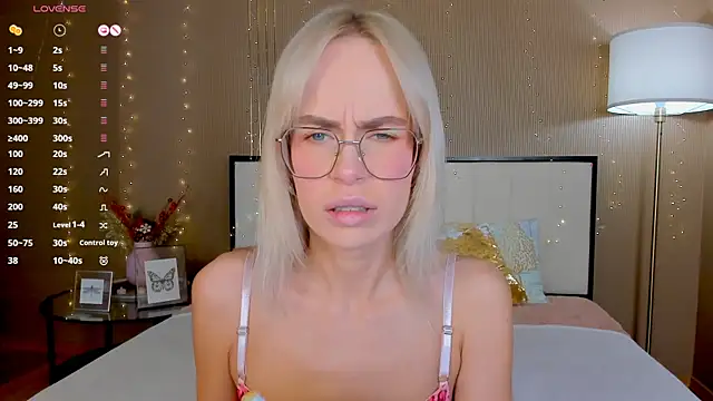 bellatip online show from April 18, 12:46 am