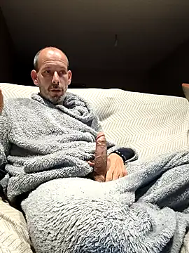 207RCCam online show from April 26, 3:15 am