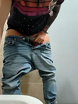 207RCCam online show from April 10, 3:19 pm