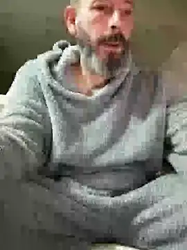 Snapshot of 207RCCam chatting on January 12, 3:17 am 207RCCam online show from January 12, 3:17 am