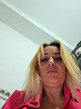 Ruxy42ETT online show from May 2, 2:17 am