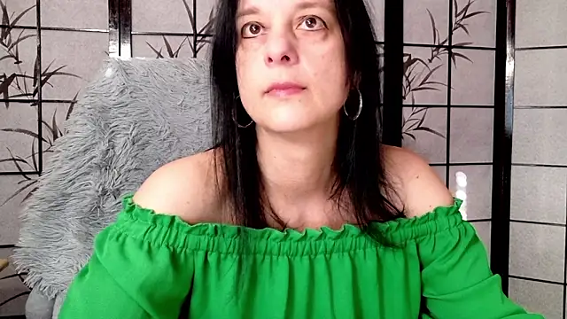  Sweetlonglips  online show from March 6, 8:42 am