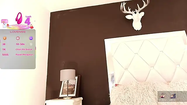 Sensual Crazy online show from November 11, 8:25 pm