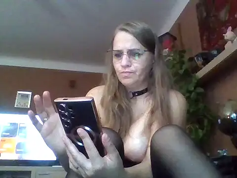 Blonikicia online show from November 27, 9:43 am