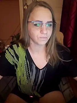 Blonikicia online show from December 1, 5:19 am