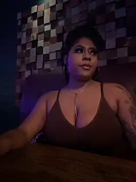 Snapshot of MeleiMarvelous chatting on September 30, 2:39 am MeleiMarvelous online show from September 30, 2:39 am