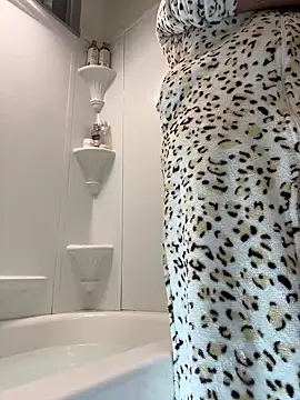 Snapshot of MeleiMarvelous chatting on February 12, 5:26 am MeleiMarvelous online show from February 12, 5:26 am