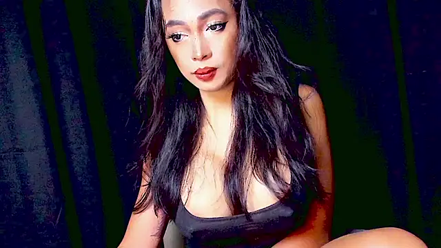 XXsexylongcockXX online show from May 19, 9:33 pm