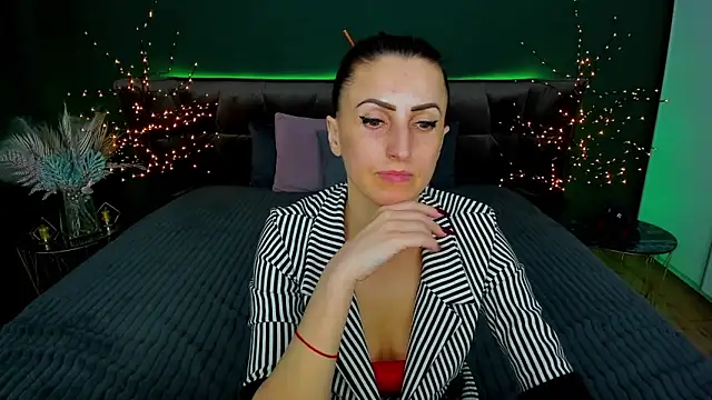 Snapshot of Rebecca_Diamond chatting on March 16, 3:28 pm Rebecca Diamond online show from March 16, 3:28 pm