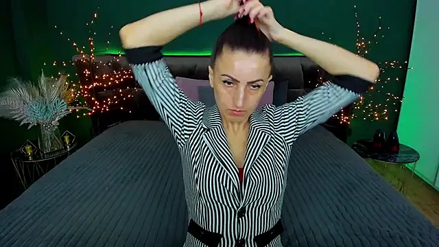 Snapshot of Rebecca_Diamond chatting on March 16, 6:09 am Rebecca Diamond online show from March 16, 6:09 am