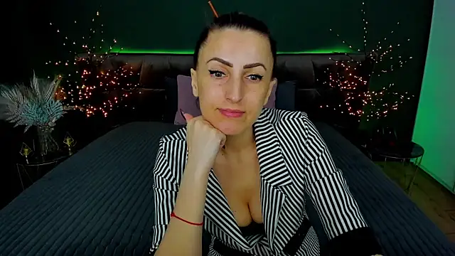 Snapshot of Rebecca_Diamond chatting on March 18, 6:39 am Rebecca Diamond online show from March 18, 6:39 am