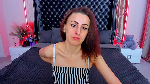 Rebecca Diamond online show from April 29, 5:55 am