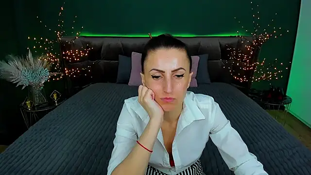 Snapshot of Rebecca_Diamond chatting on March 20, 3:36 pm Rebecca Diamond online show from March 20, 3:36 pm