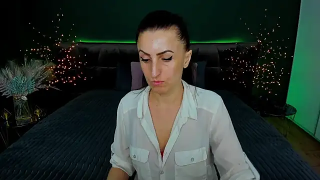 Snapshot of Rebecca_Diamond chatting on March 9, 1:04 pm Rebecca Diamond online show from March 9, 1:04 pm