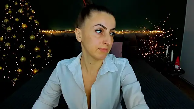 Rebecca Diamond online show from December 22, 6:46 am