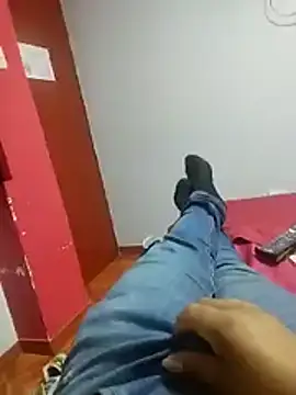 Pingon Chocolate online show from November 5, 9:40 pm