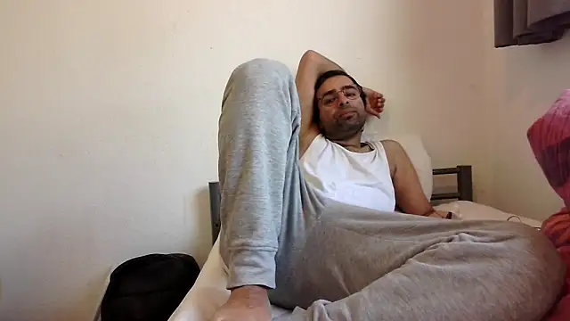 Azad64 online show from April 19, 3:02 pm