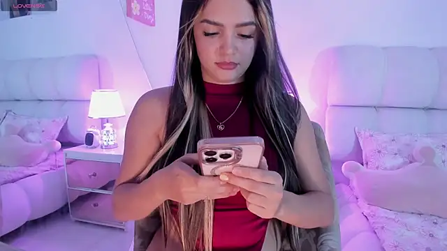 zoemina xd online show from March 30, 7:26 pm