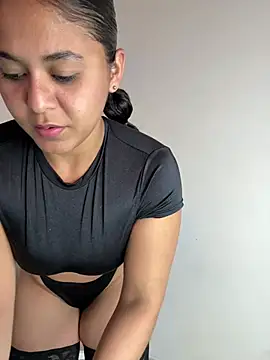 Snapshot of pleasureMyAss- chatting on February 12, 6:18 pm pleasureMyAss- online show from February 12, 6:18 pm