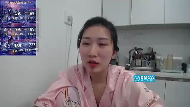 Snapshot of Asiagirll chatting on March 19, 10:22 am Asiagirll online show from March 19, 10:22 am