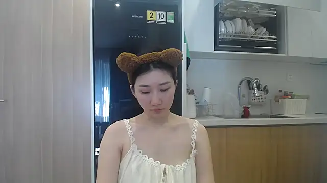 Asiagirll online show from May 27, 1:57 am