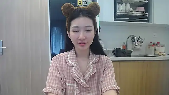 Asiagirll online show from April 29, 2:49 am