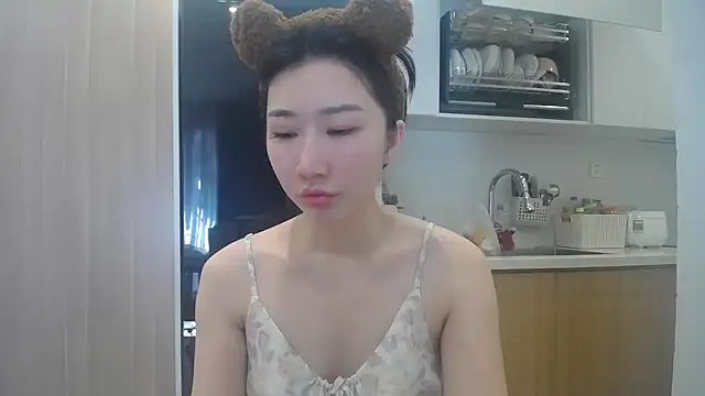 Asiagirll online show from May 25, 1:49 am
