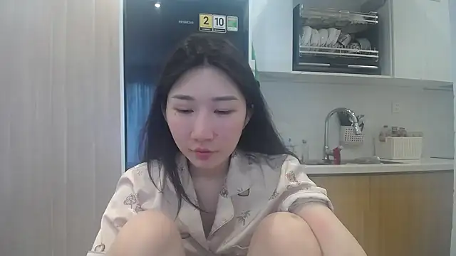 Asiagirll online show from May 16, 4:22 am