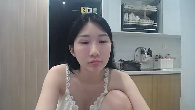 Snapshot of Asiagirll chatting on July 17, 3:53 pm Asiagirll online show from July 17, 3:53 pm