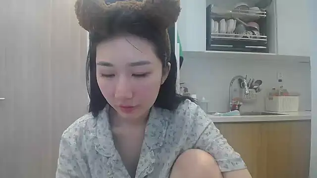 Asiagirll online show from May 2, 2:28 am