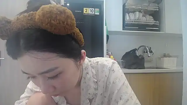 Asiagirll online show from June 3, 12:33 am