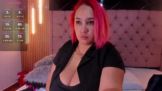 Snapshot of Eva_MilfF chatting on February 11, 12:49 pm Eva MilfF online show from February 11, 12:49 pm