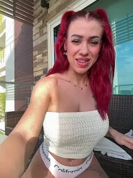 Pia July  online show from October 19, 12:30 pm