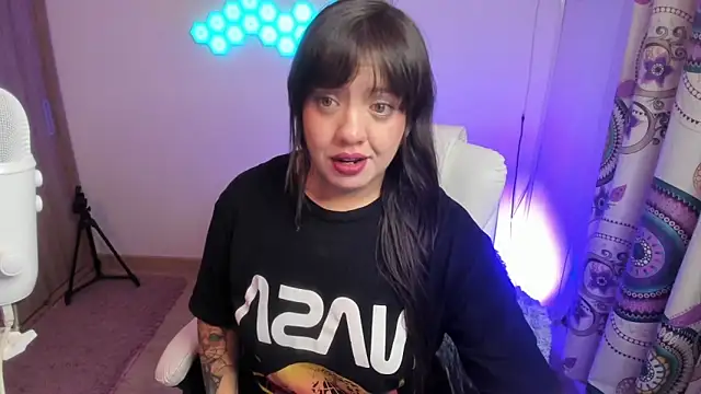 Snapshot of sophia_grants chatting on October 29, 6:01 am sophia grants online show from October 29, 6:01 am