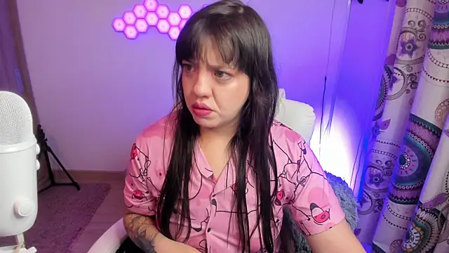 sophia grants online show from October 13, 5:42 am