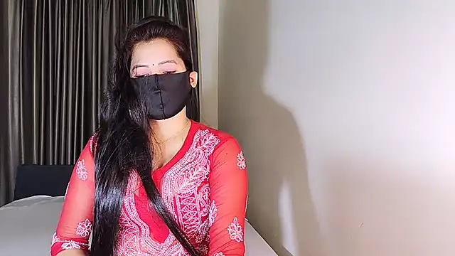 Snapshot of YourLovelyQueen chatting on March 20, 5:15 pm YourLovelyQueen online show from March 20, 5:15 pm