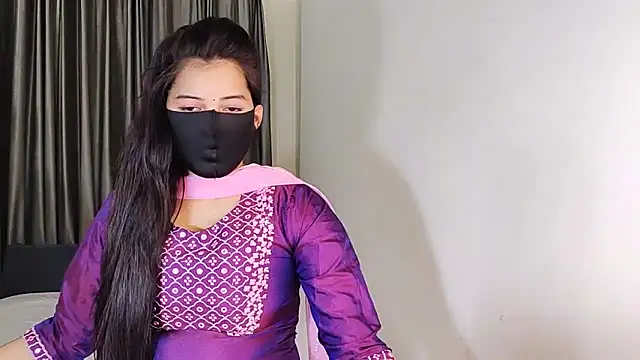 Snapshot of YourLovelyQueen chatting on January 16, 5:12 pm YourLovelyQueen online show from January 16, 5:12 pm