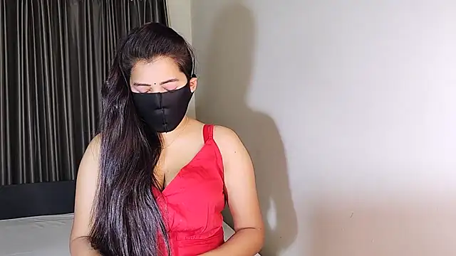 Snapshot of YourLovelyQueen chatting on February 14, 5:14 pm YourLovelyQueen online show from February 14, 5:14 pm
