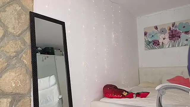 Snapshot of Ana_D chatting on November 17, 11:20 pm Ana D online show from November 17, 11:20 pm