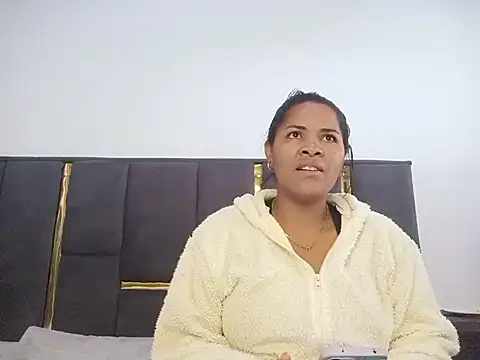 Snapshot of aleixane chatting on July 18, 7:17 am aleixane online show from July 18, 7:17 am