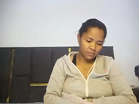 Snapshot of aleixane chatting on July 8, 4:24 am aleixane online show from July 8, 4:24 am
