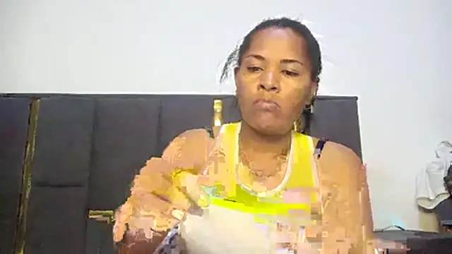 Snapshot of aleixane chatting on July 1, 5:24 pm aleixane online show from July 1, 5:24 pm
