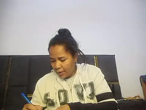 Snapshot of aleixane chatting on July 8, 6:52 pm aleixane online show from July 8, 6:52 pm