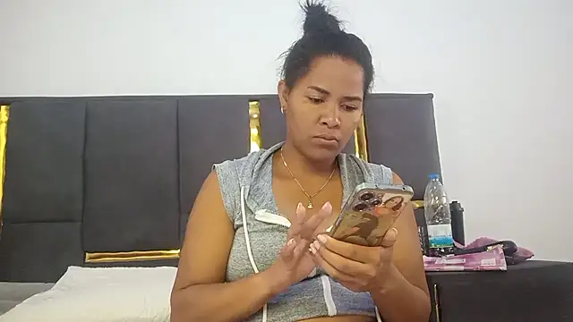 aleixane online show from March 31, 5:53 am